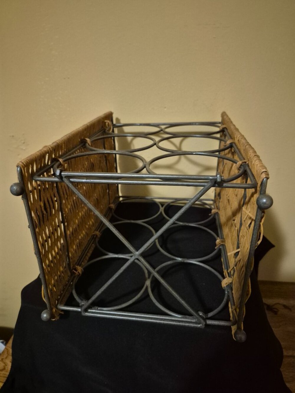 VINTAGE WICKER & METAL WINE RACK (1970's) - Picture 4 of 5